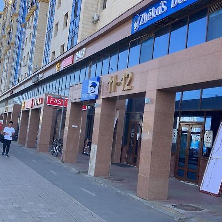 Уютная Квартира С Террасой В Сердце Столицы Apartment Taldykol Exterior photo